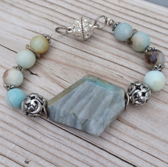 Hand Crafted Jewelry - Handmade precious stones Bracelet 7 1/2 inches